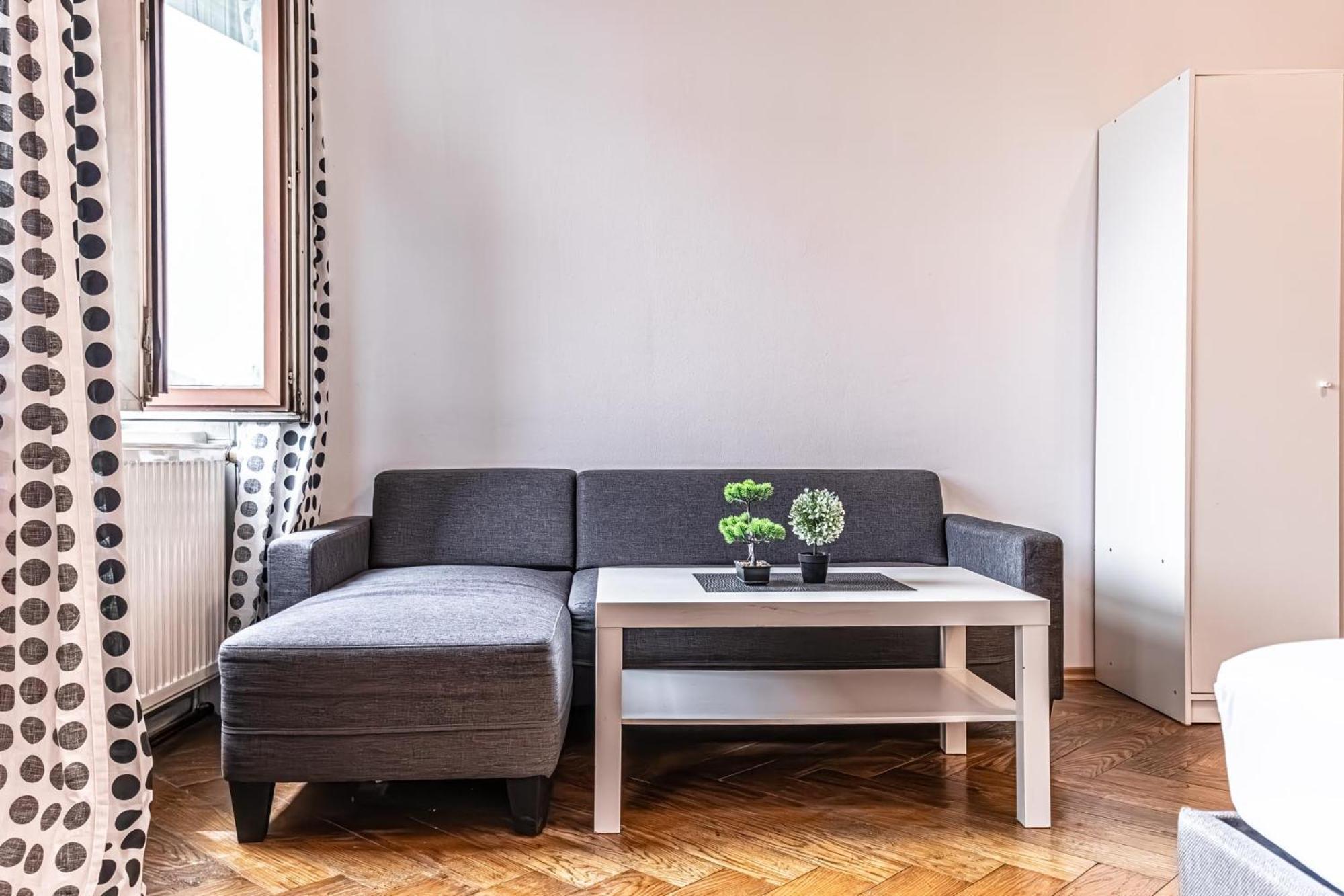 Lovely 1Br Apt. Near Akh Hospital فيينا المظهر الخارجي الصورة