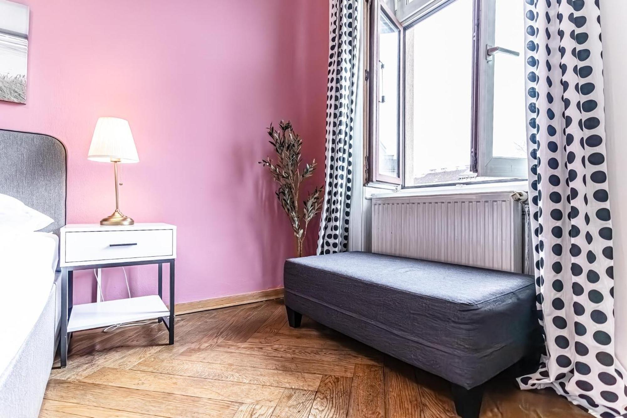 Lovely 1Br Apt. Near Akh Hospital فيينا المظهر الخارجي الصورة