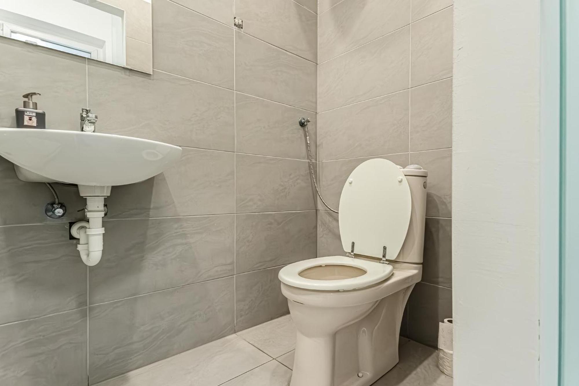 Lovely 1Br Apt. Near Akh Hospital فيينا المظهر الخارجي الصورة
