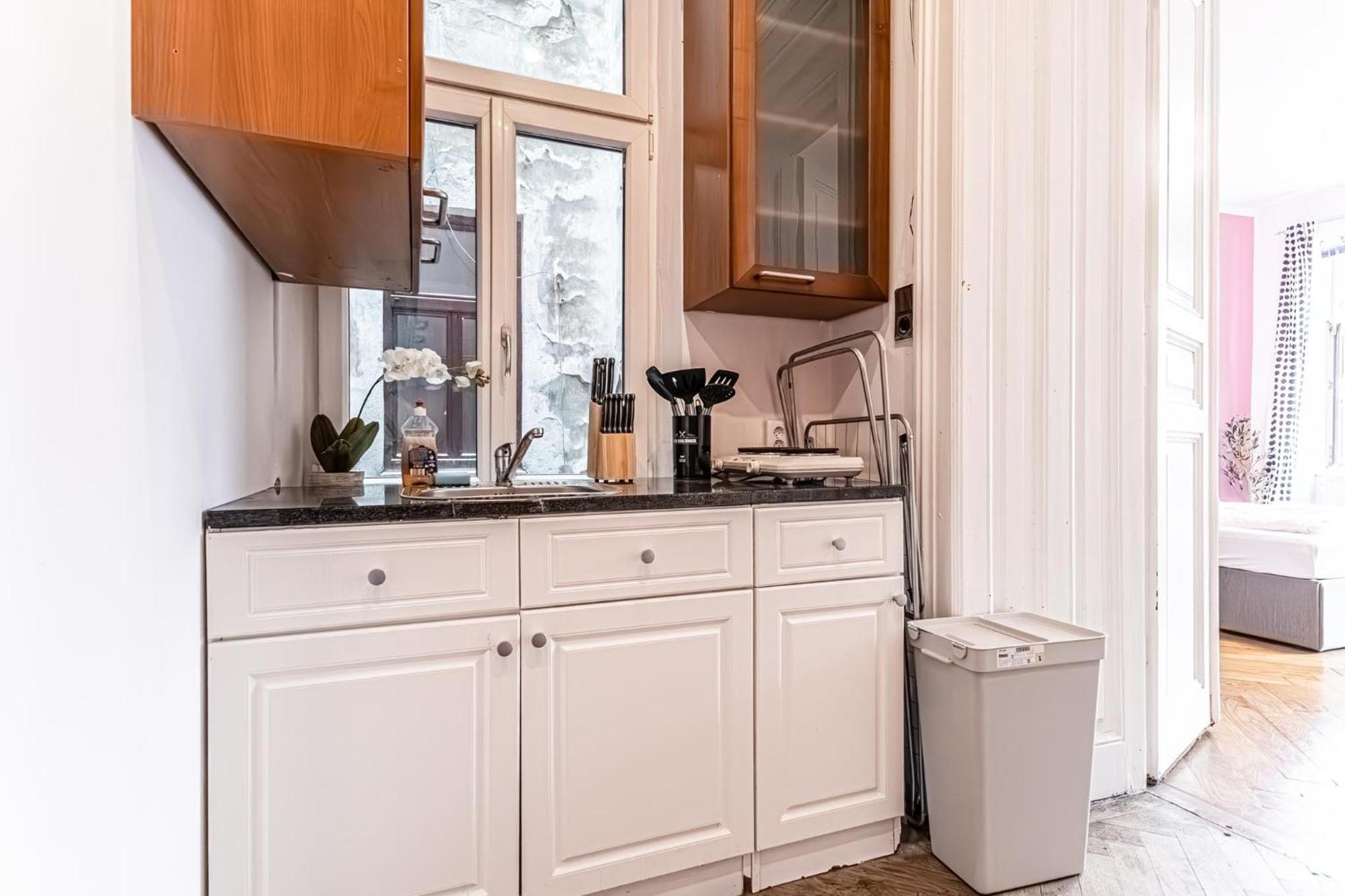 Lovely 1Br Apt. Near Akh Hospital فيينا المظهر الخارجي الصورة